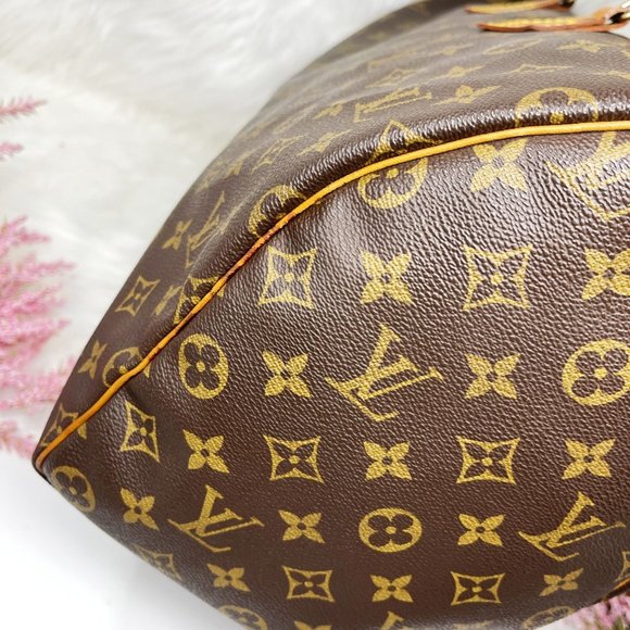 Louis Vuitton Brown Travel Bag - Picture 7 of 11